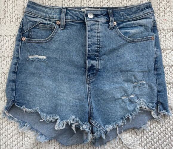 Free People Pants - Womens Free People CRVY Distressed Raw Hem Denim Shorts Size 29
